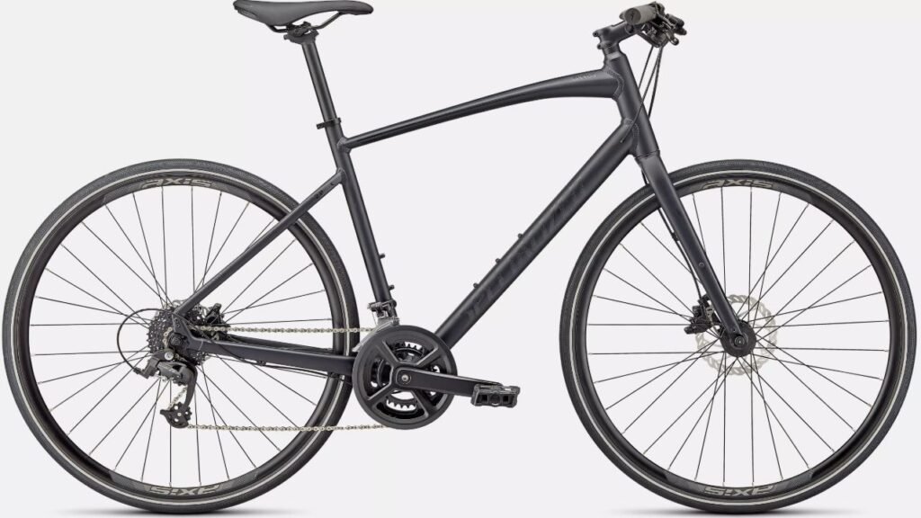 Specialized Sirrus 2.0 hybrid bike for urban commuting, designed with A1 aluminum frame and hydraulic disc brakes.